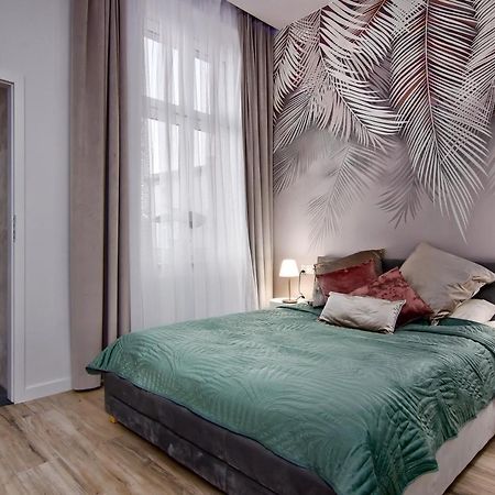 Apartament Bialy Z Jacuzzi Kraków Eksteriør billede