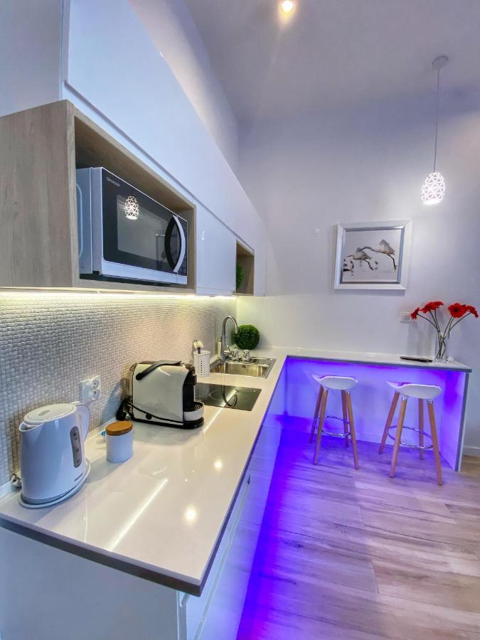 Apartament Bialy Z Jacuzzi Kraków Eksteriør billede