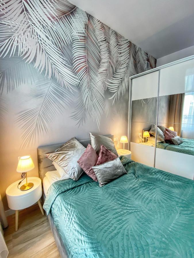 Apartament Bialy Z Jacuzzi Kraków Eksteriør billede