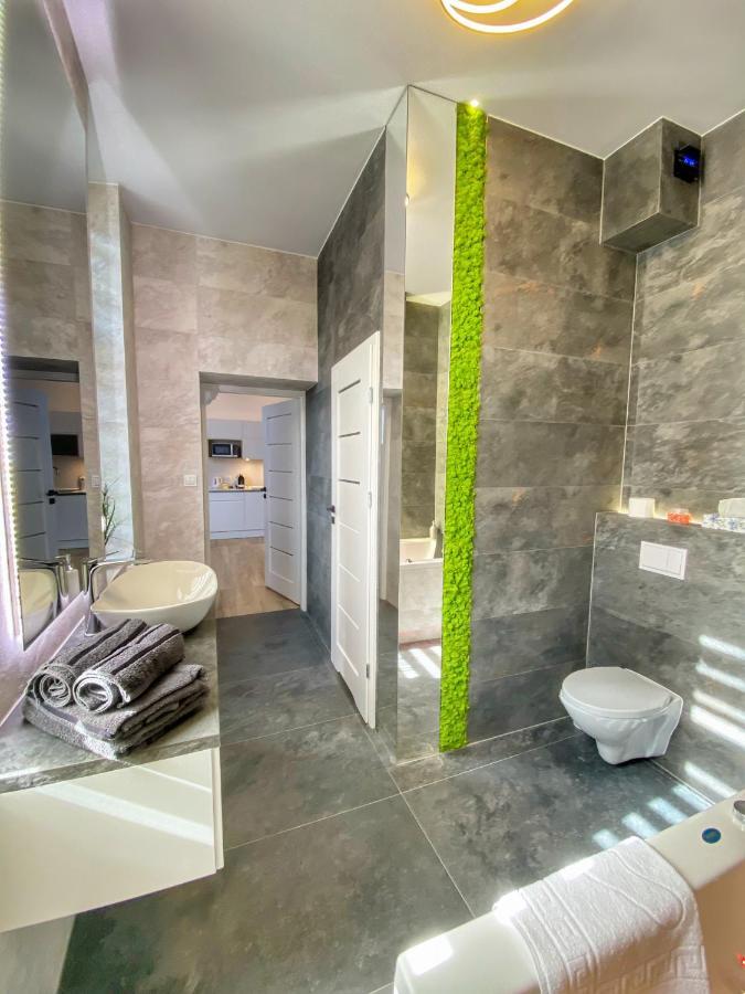 Apartament Bialy Z Jacuzzi Kraków Eksteriør billede