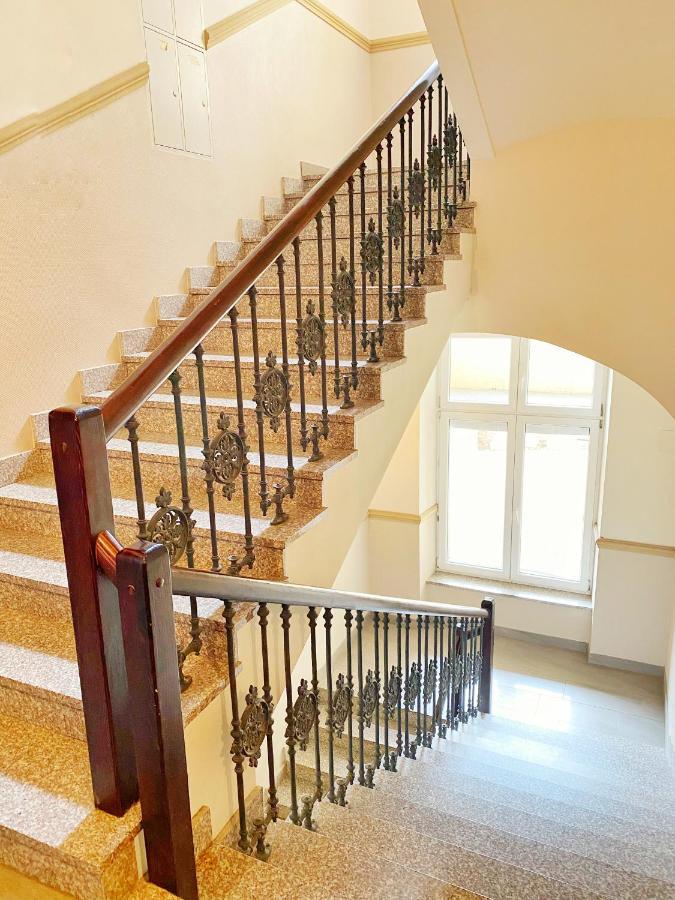 Apartament Bialy Z Jacuzzi Kraków Eksteriør billede